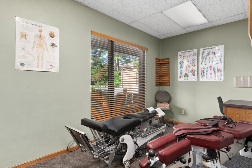 More Photos Of 822-826 S Hastings Way, Eau Claire Medical For Sale