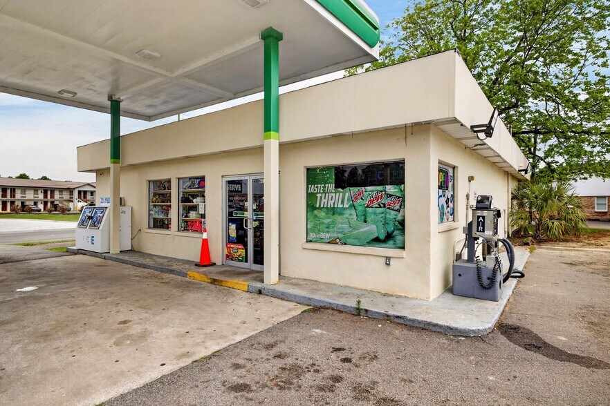 More Photos Of 6118 W Jim Bilton Blvd, Saint George Convenience Store For Sale