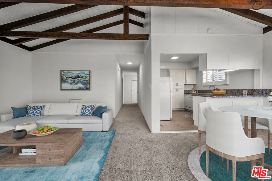 More Photos Of 6515 Vista del Mar, Playa Del Rey Apartments For Sale