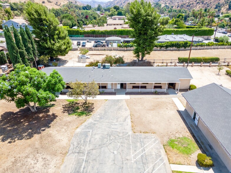 More Photos Of 10335 La Tuna Canyon Rd, Sun Valley Schools For Sale