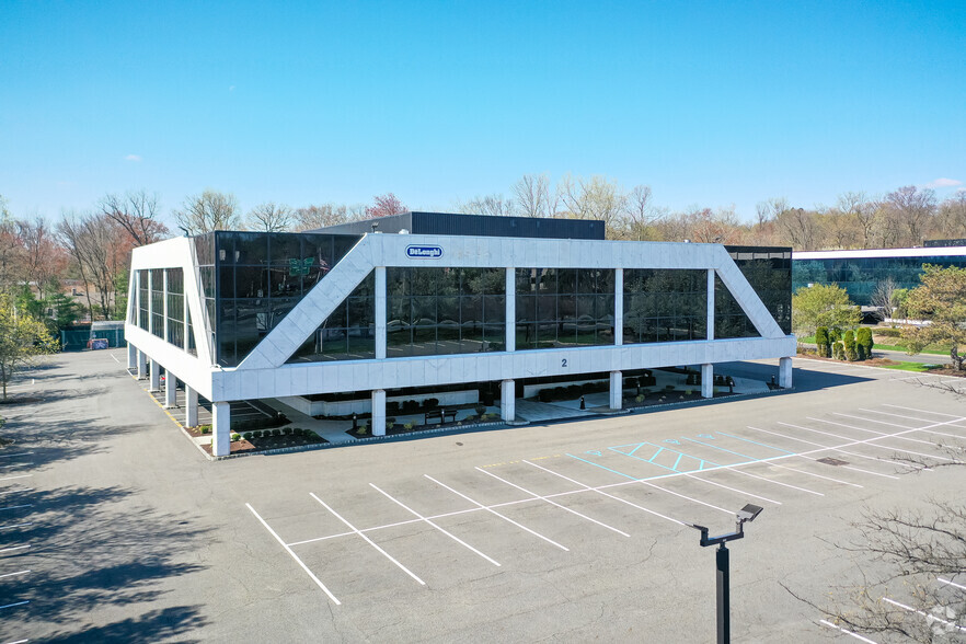 Primary Photo Of 2 Park Way, Upper Saddle River Office For Lease