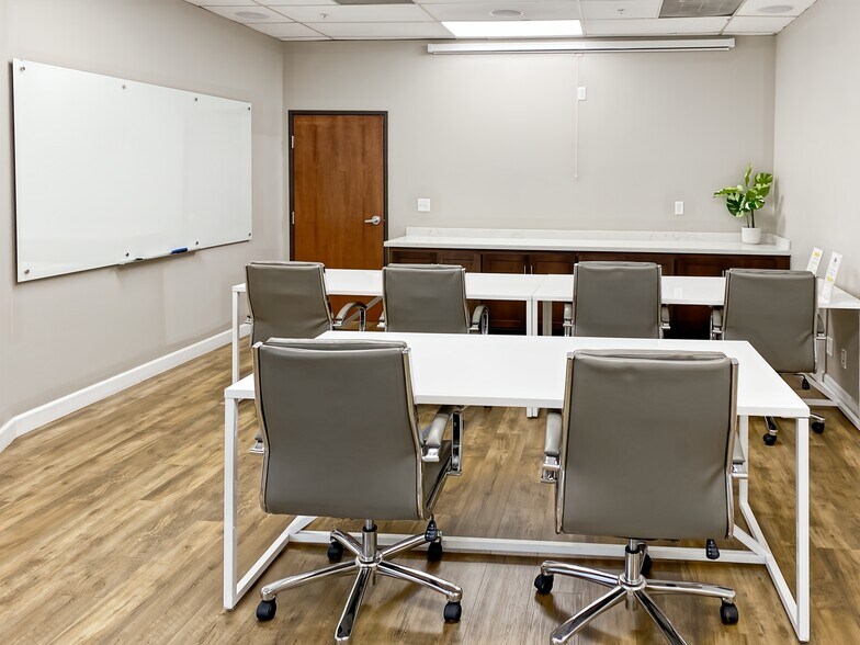 More Photos Of 5701 Sunrise Blvd, Citrus Heights Coworking Space