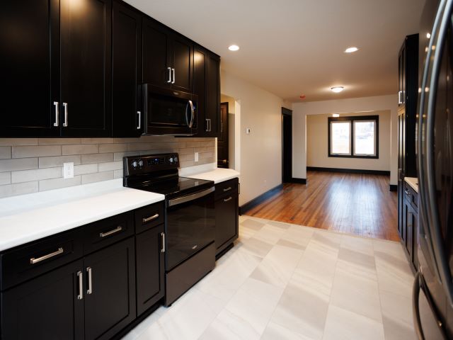 More Photos Of 106 N Main St, Le Sueur Office Residential For Sale