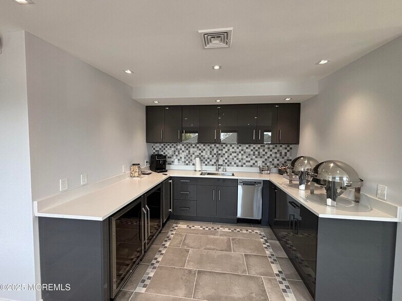 More Photos Of 519 Washington Blvd, Sea Girt Storefront Retail Office For Lease