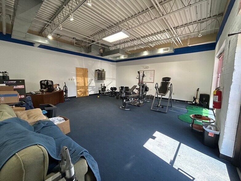 More Photos Of 1516 F Ave SE, Hickory Warehouse For Lease