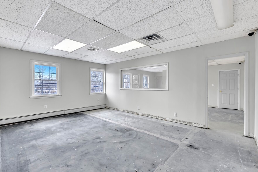 More Photos Of 540 Lacey Rd, Forked River Medical For Lease