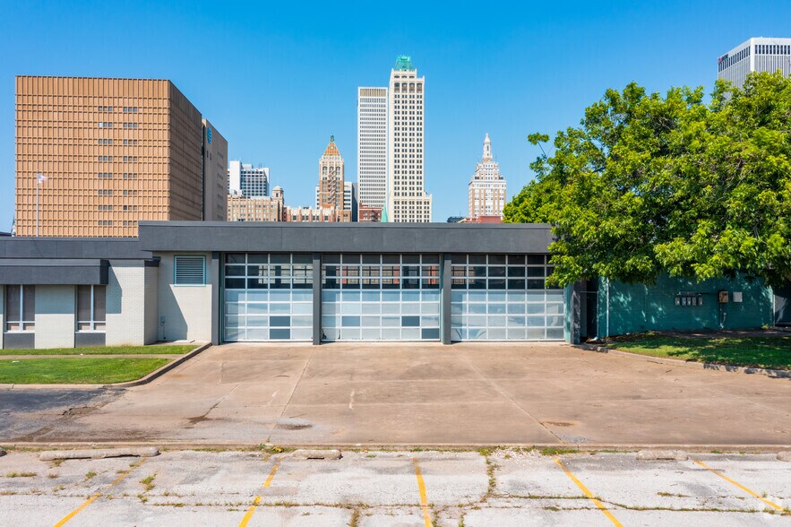 More Photos Of 411 S Frankfort Ave S, Tulsa Service For Lease