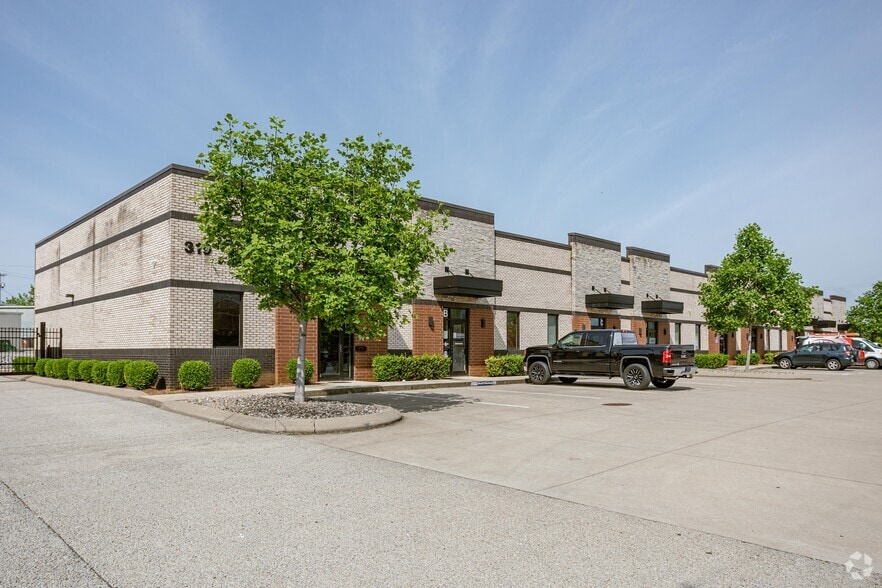 Primary Photo Of 319 Hickerson Dr, Murfreesboro Light Distribution For Lease