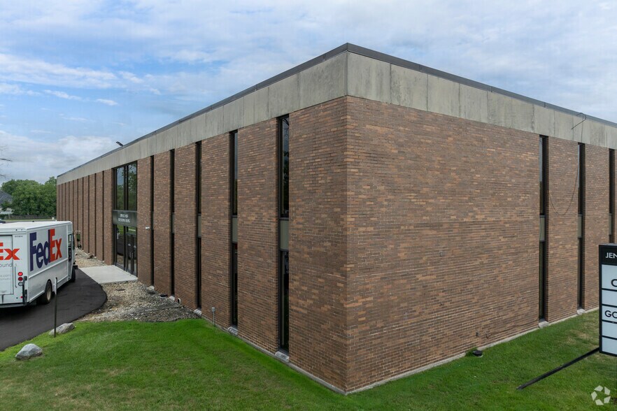 More Photos Of 2555 Lincoln Hwy, Olympia Fields Medical For Lease