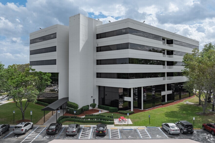More Photos Of 1901 W Cypress Creek Rd, Fort Lauderdale Office For Lease