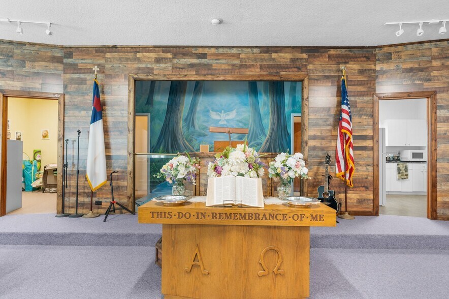 More Photos Of 14231 Old Mission Rd, Dade City Religious Facility For Sale