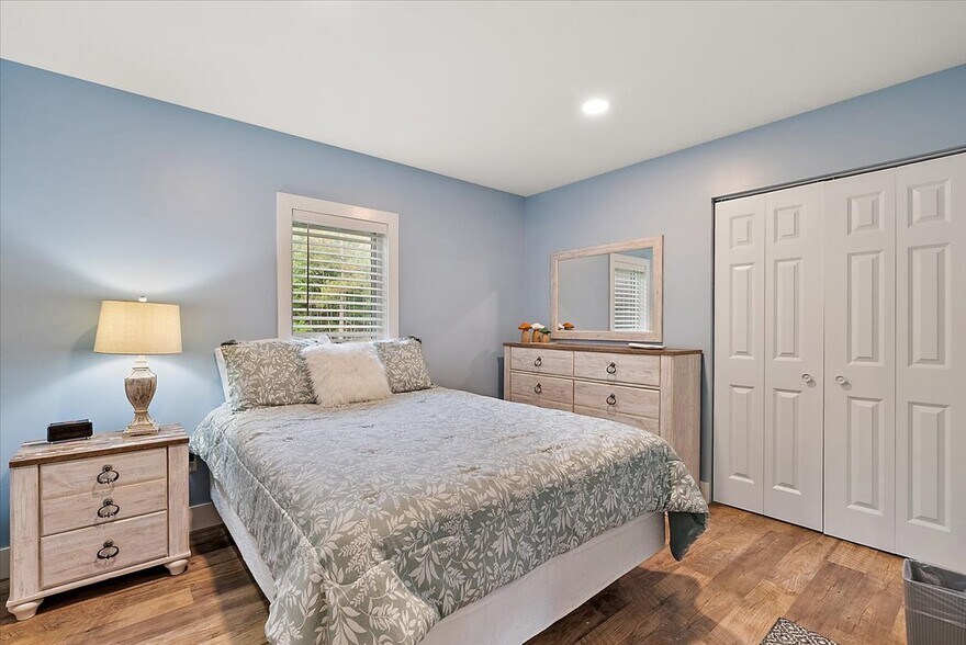 More Photos Of 3943 N Skookum Rd, Luther Hotel For Sale