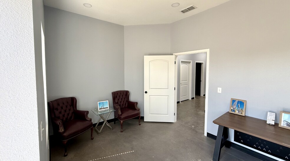 More Photos Of 2607 Holdridge Road, Midland Warehouse For Sale