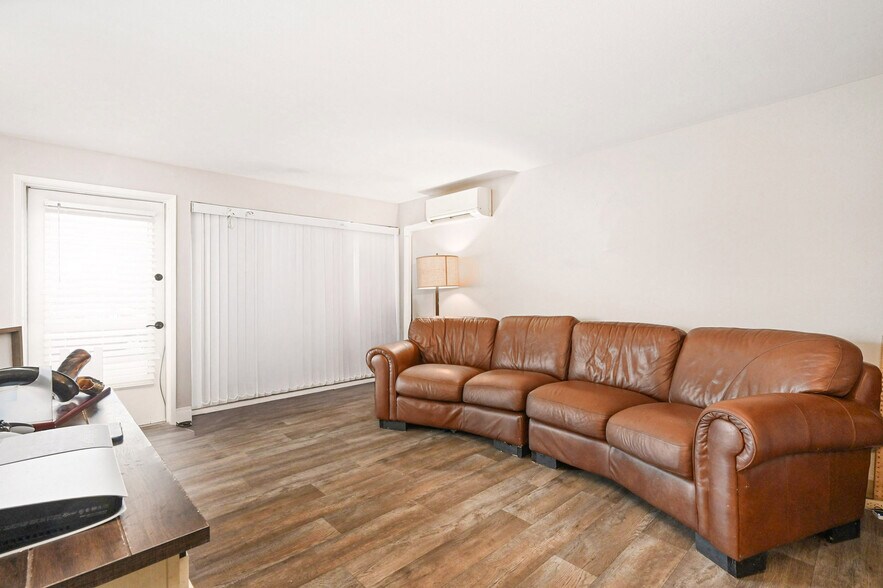 More Photos Of 8708 Rainier Ave S, Seattle Apartments For Sale