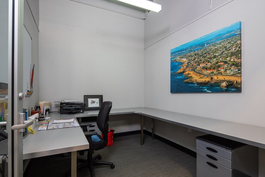More Photos Of 871-875 G St, San Diego Apartments For Sale