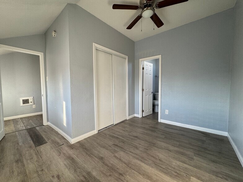 More Photos Of 252 S 7th St, Montebello Apartments For Sale