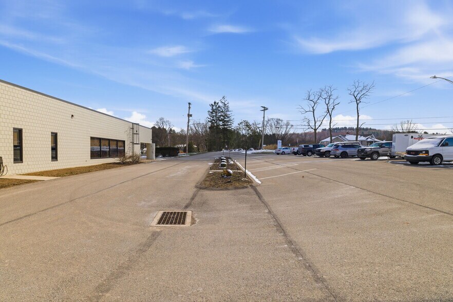 More Photos Of 221 Russellton Dorseyville Rd, Cheswick Medical For Lease