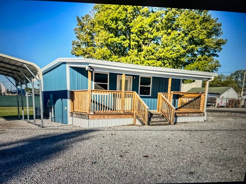 More Photos Of 235 2nd st, Russellville Office For Lease