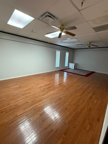 More Photos Of 416-418 NW 8th St, Oklahoma City Office For Sale