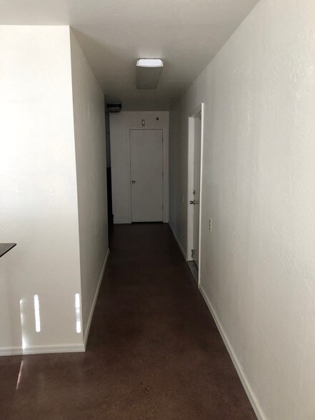 More Photos Of 811 S Santa Rita Ave, Tucson Warehouse For Lease