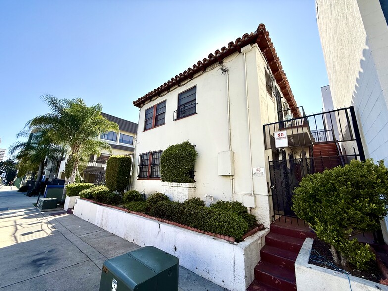 More Photos Of 1732 5th Ave, San Diego Apartments For Sale