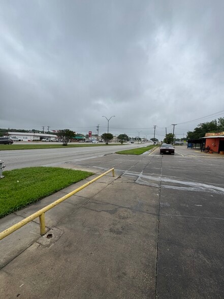 More Photos Of 5524 E Lancaster Ave, Fort Worth Carwash For Sale