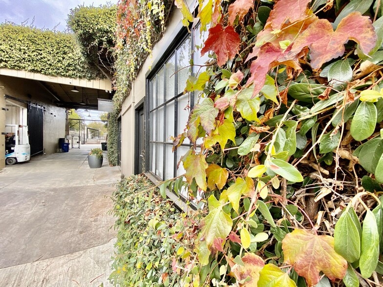 More Photos Of 1360 5th St, Berkeley Warehouse For Lease