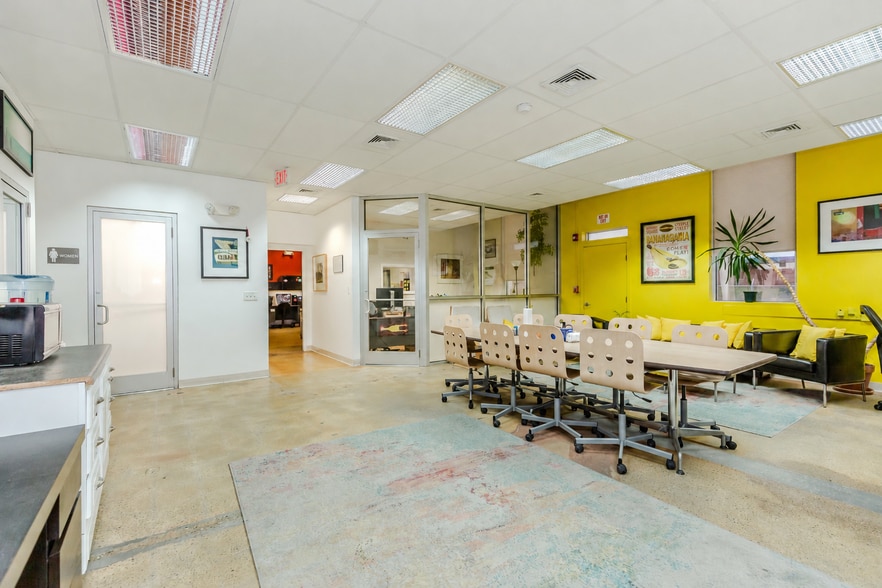 More Photos Of 145 Carolina Ave, Providence Manufacturing For Sale
