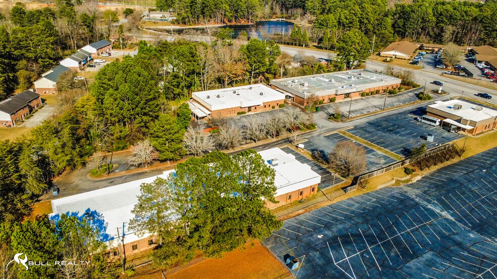 More Photos Of 3005 Lenora Church Rd, Snellville Office For Lease