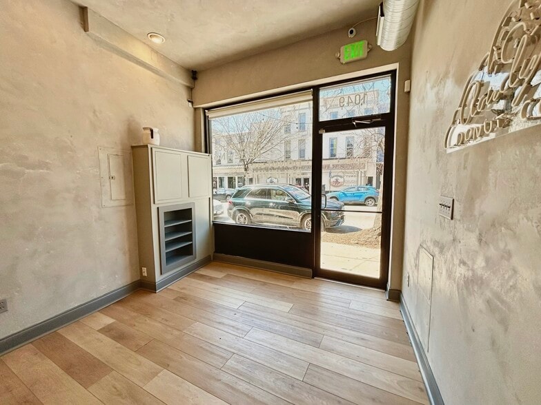 More Photos Of 1049 S Charles St, Baltimore Storefront Retail Residential For Lease