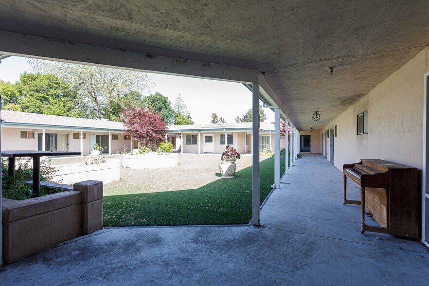 More Photos Of 1119 Rosemarie Ln, Stockton Healthcare For Sale