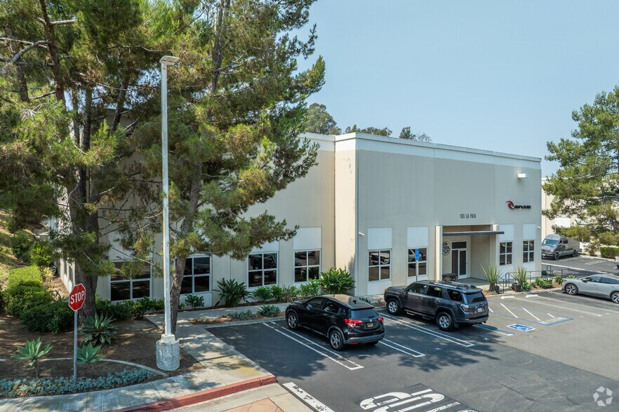 More Photos Of 193 Avenida La Pata, San Clemente Warehouse For Sale