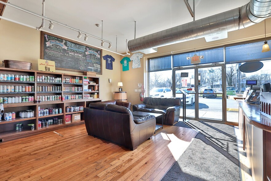 More Photos Of 148-164 E Route 59, Nanuet Freestanding For Sale