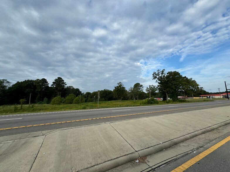 More Photos Of US Hwy 49 @ Peps Point Rd, Hattiesburg Land For Sale