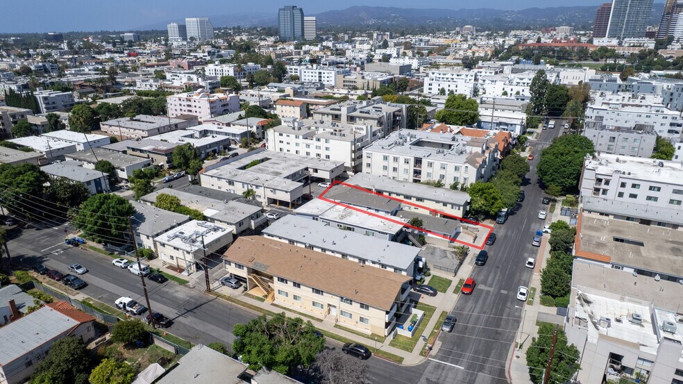 More Photos Of 1631 Granville Ave, Los Angeles Apartments For Sale