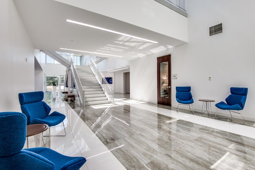 More Photos Of 1800 Preston Park Blvd, Plano Unknown For Lease