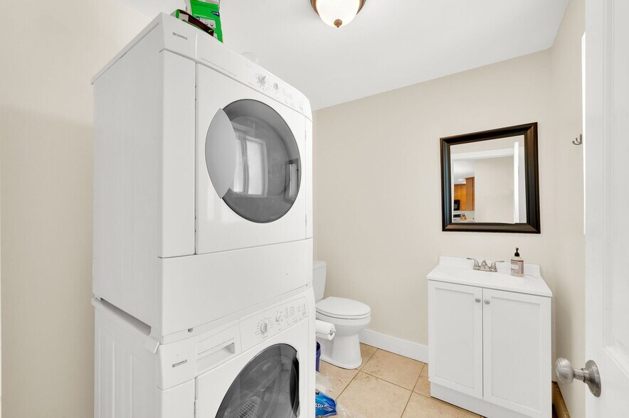 More Photos Of 2875 W 12600, Riverton Office For Sale