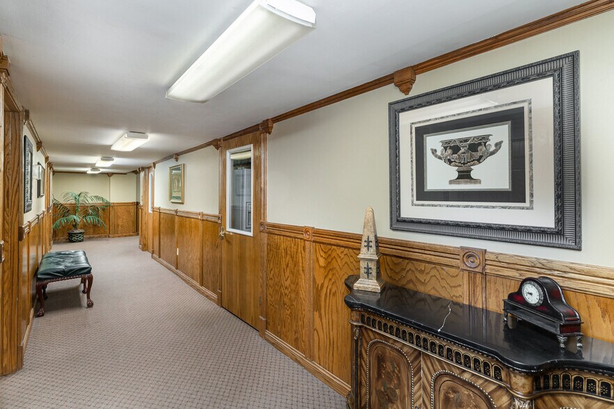 More Photos Of 939 S Wisconsin St, Hobart Religious Facility For Sale