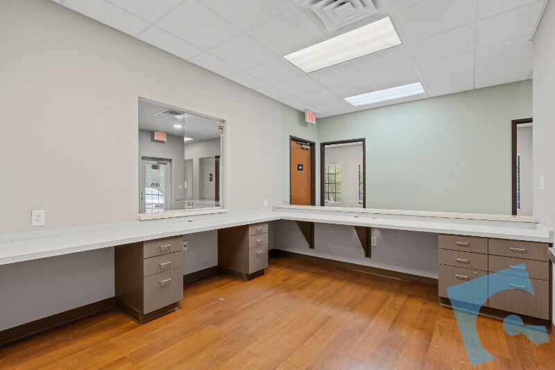 More Photos Of 3055 W Southlake Blvd, Southlake Medical For Lease
