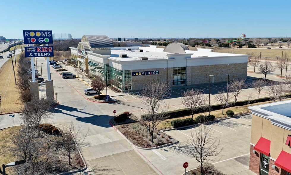 More Photos Of 5625 SH 121, The Colony General Retail For Lease