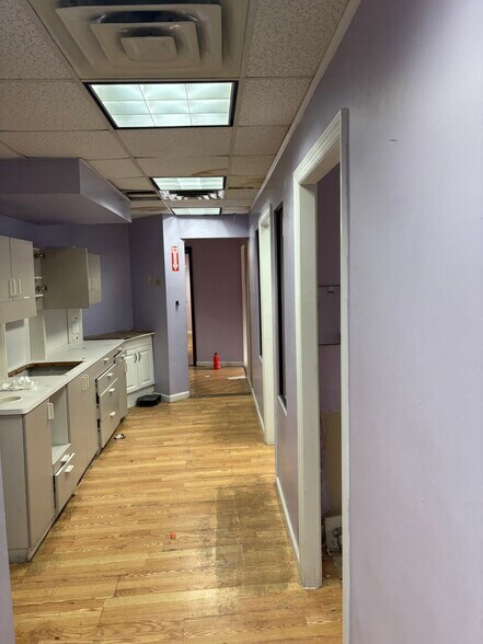 More Photos Of 740 Broadway, Brooklyn Storefront Retail Office For Lease