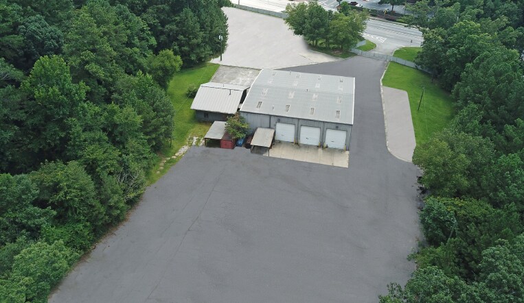 More Photos Of 1375 Veterans Memorial Hwy SE, Mableton Truck Terminal For Lease