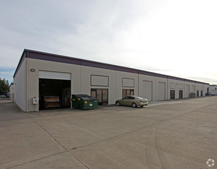 More Photos Of 11367 Trade Center Dr, Rancho Cordova Unknown For Lease