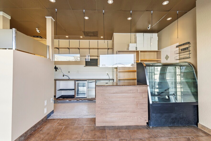 More Photos Of 160 Cypress Point Pky, Palm Coast General Retail For Sale