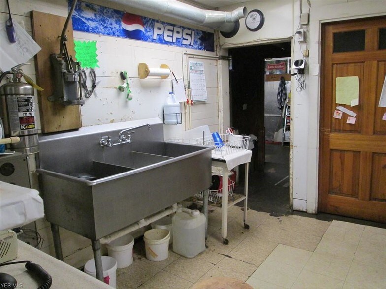 More Photos Of 145 Pike St, Quaker City Storefront For Sale