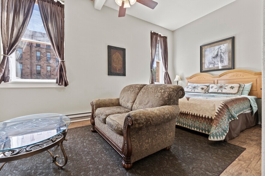 More Photos Of 603 N River St, Hot Springs Hotel For Sale