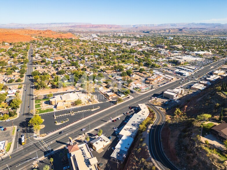 More Photos Of 435 N Bluff St, Saint George Freestanding For Lease