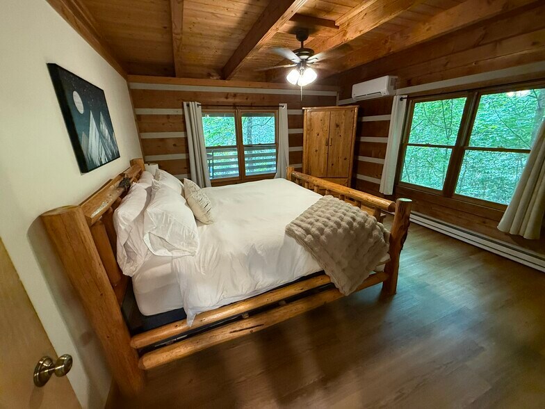 More Photos Of 1105 Fall Creek Rd, Purlear Specialty For Sale
