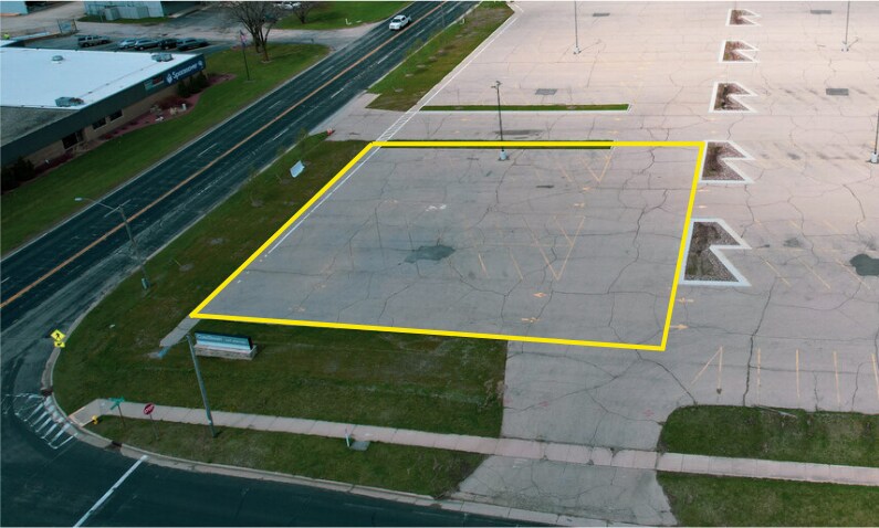 More Photos Of Lot 2 Janesville Ave, Fort Atkinson Land For Sale