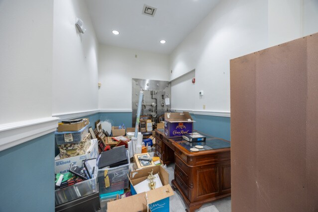 More Photos Of 164 NW Madison St, Lake City Medical For Lease